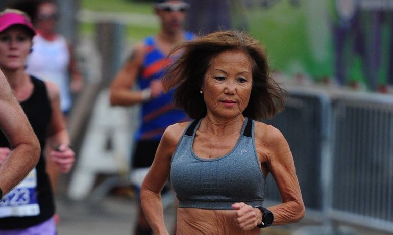Did This 71 Year Old Woman Set A Half Marathon World Record In Akron Akron Marathon Race Series